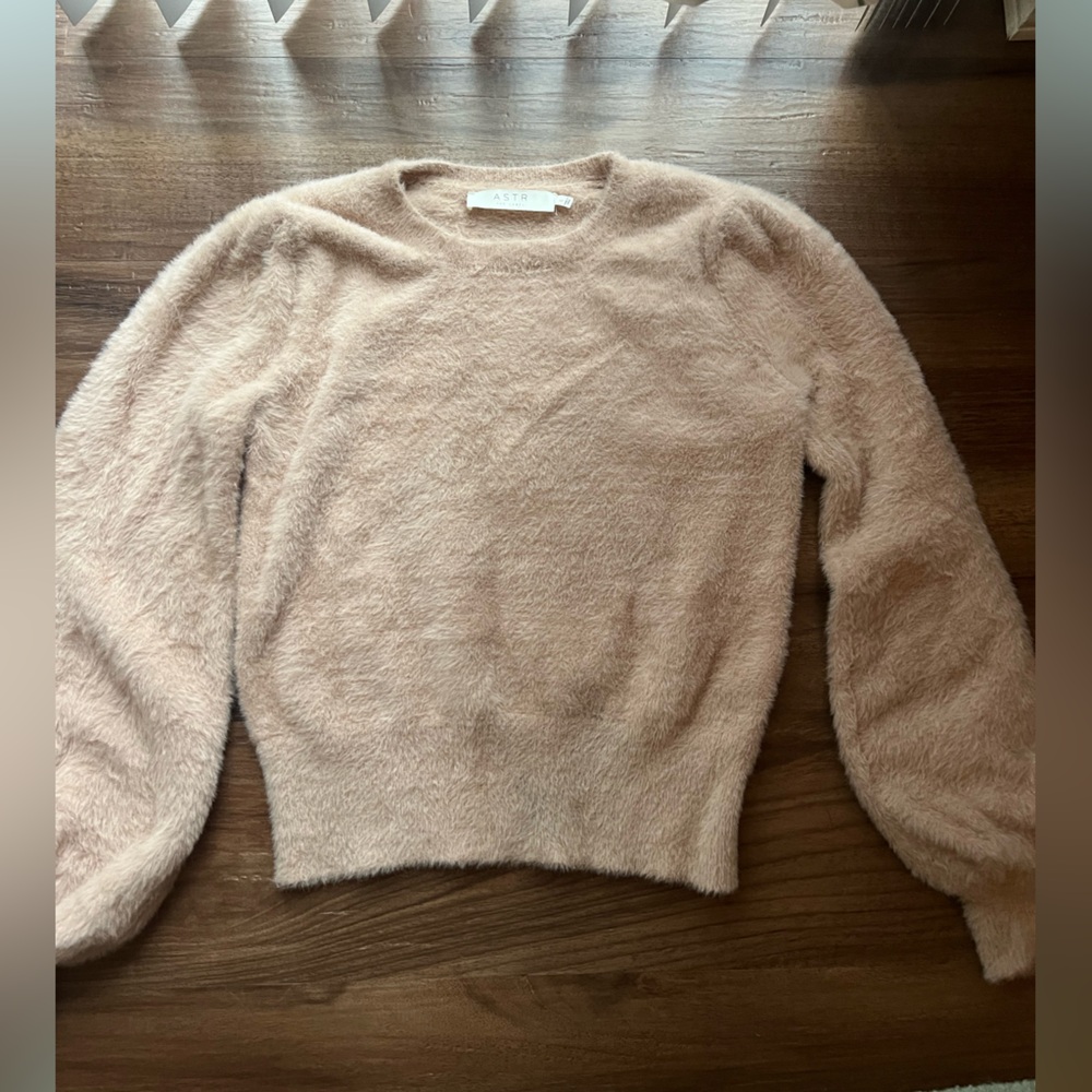 Women’s super soft sweater sweater